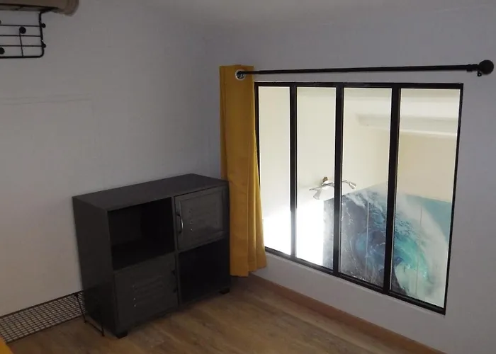 La Vague * 莱萨布勒-多洛讷